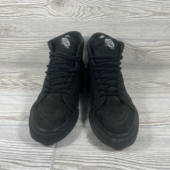 COPY - Vans Sk8-Hi Triple Black Hi-Top Sneaker Skate Shoe - Women's 8 - Picture 3 of 9